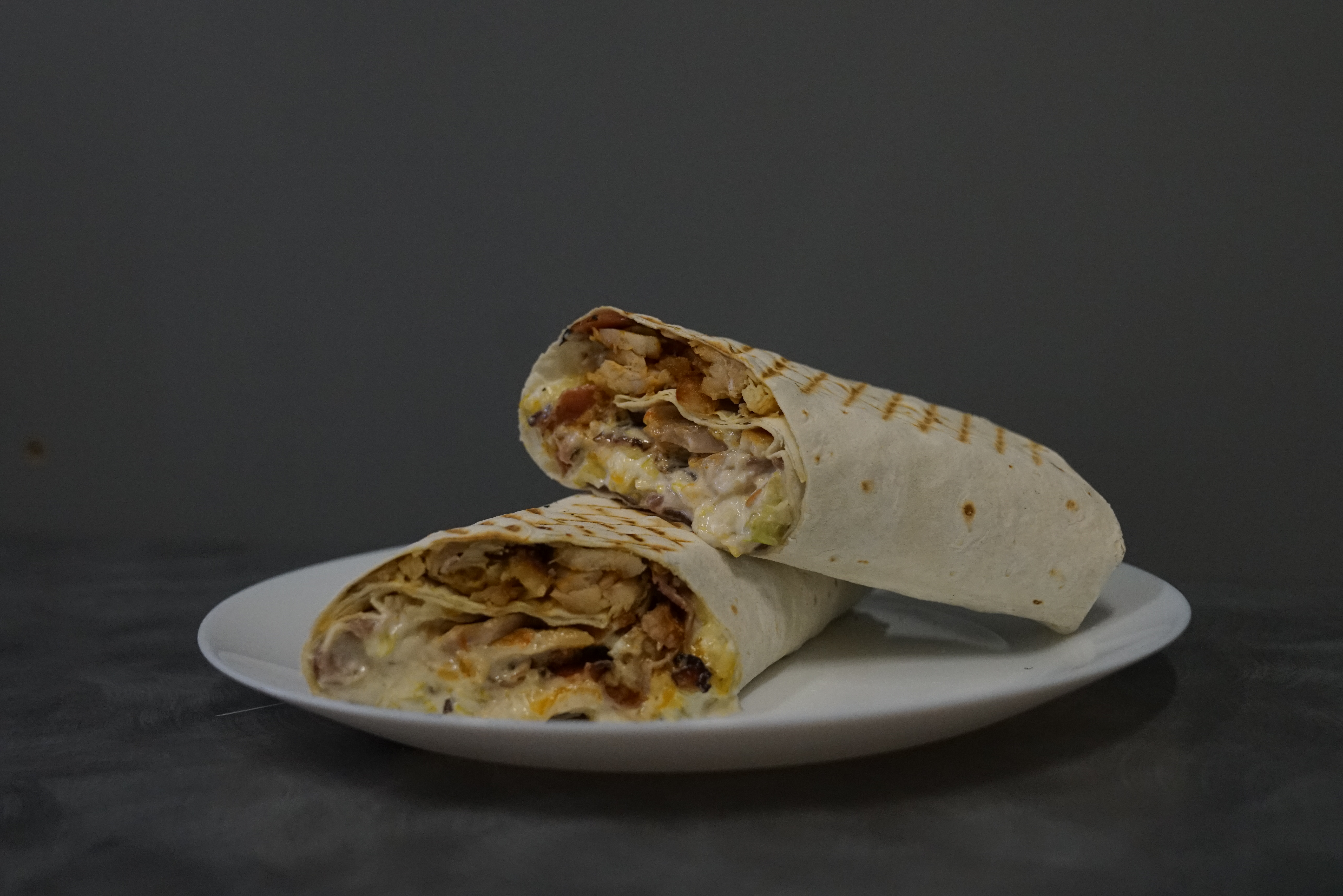 Tortilla plněná pečeným česnekem